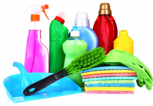 Detailed kitchen and bathroom cleaning in a W4 property