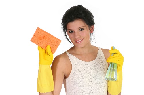 Curtain fabric assessment and stain treatment in W4